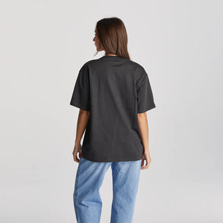 LOOKING GLASS SLOUCH TEE  WORN BLACK